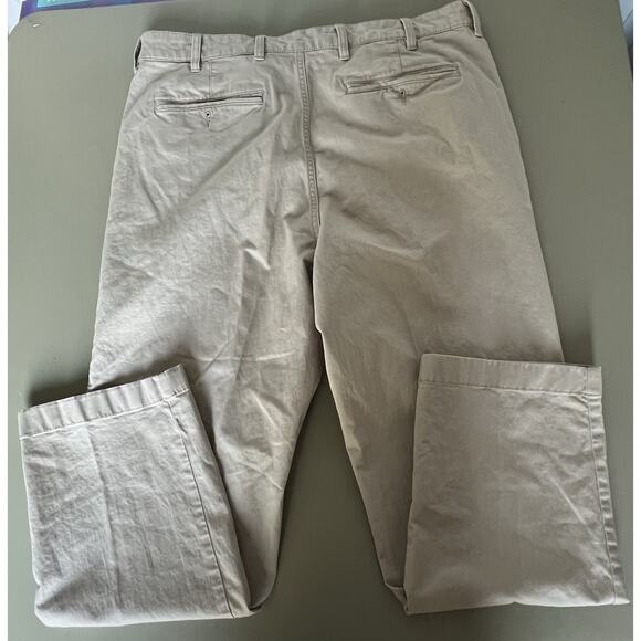 LL Bean Classic Fit Pants Men’s 38x29 Khaki Color - Picture 4 of 4